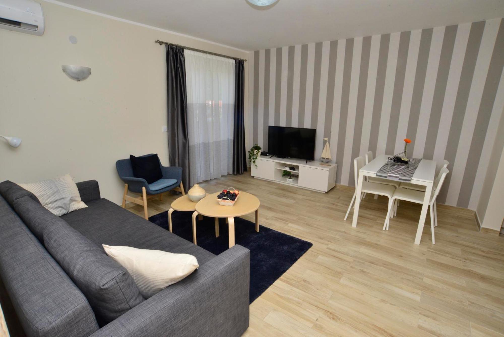 Апартаменти Bradasevic Tivat****