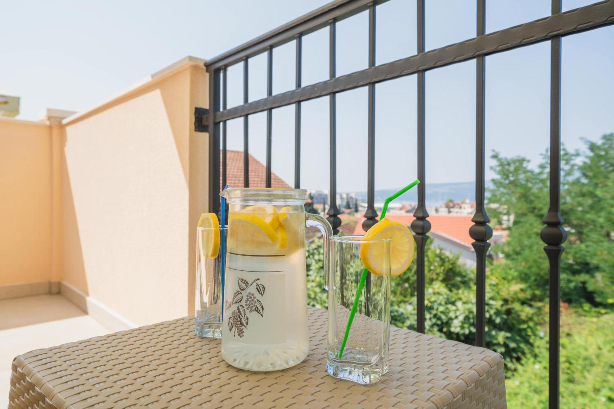Bradasevic Tivat**** Апартаменти *