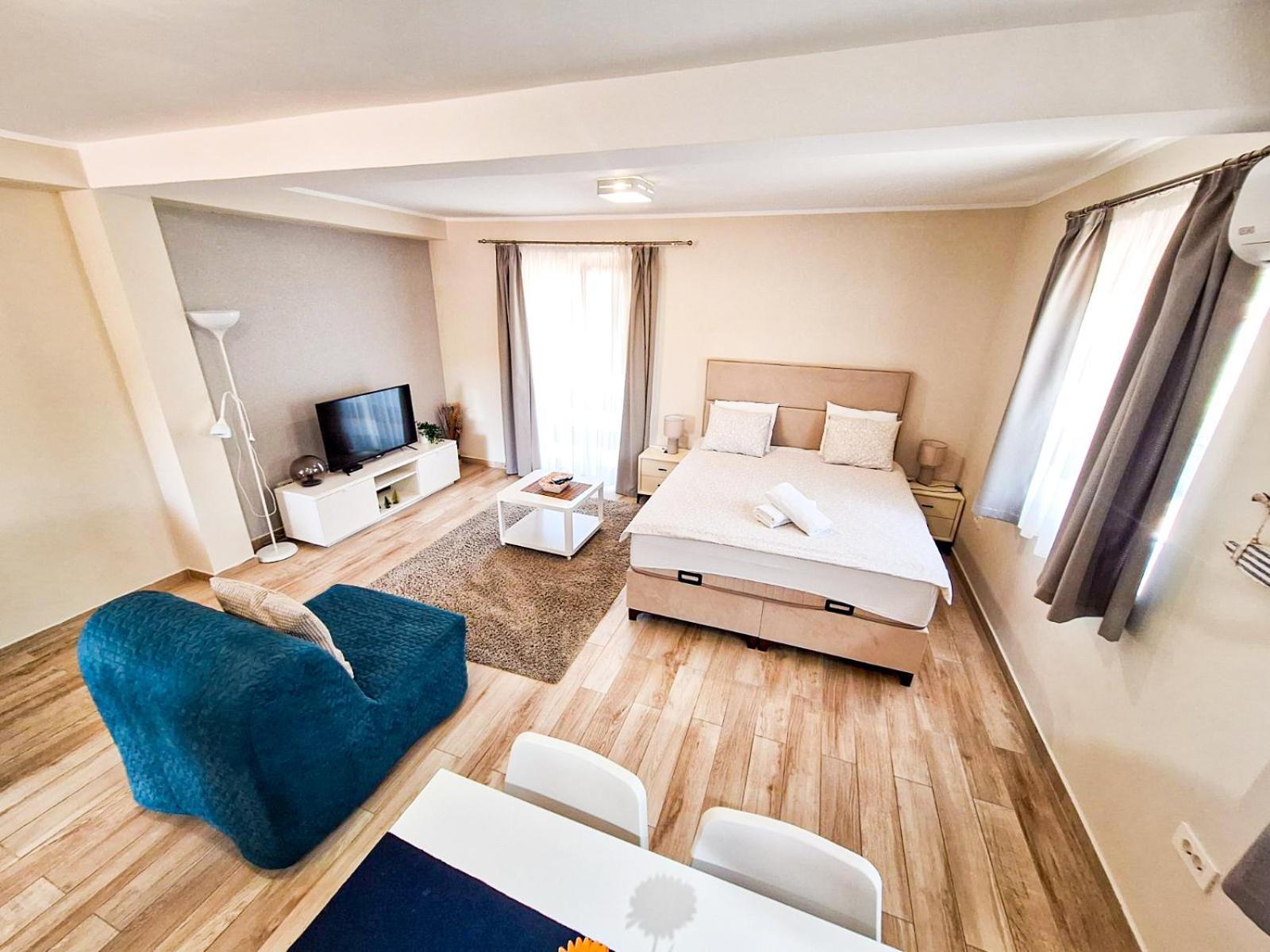 Bradasevic Tivat**** Апартаменти *